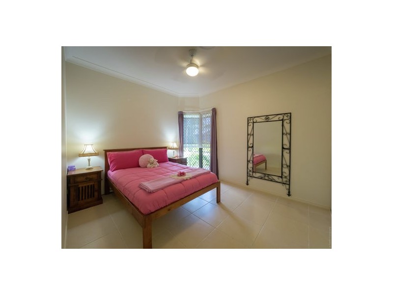 11 Castaway Court, Toogoom QLD 4655