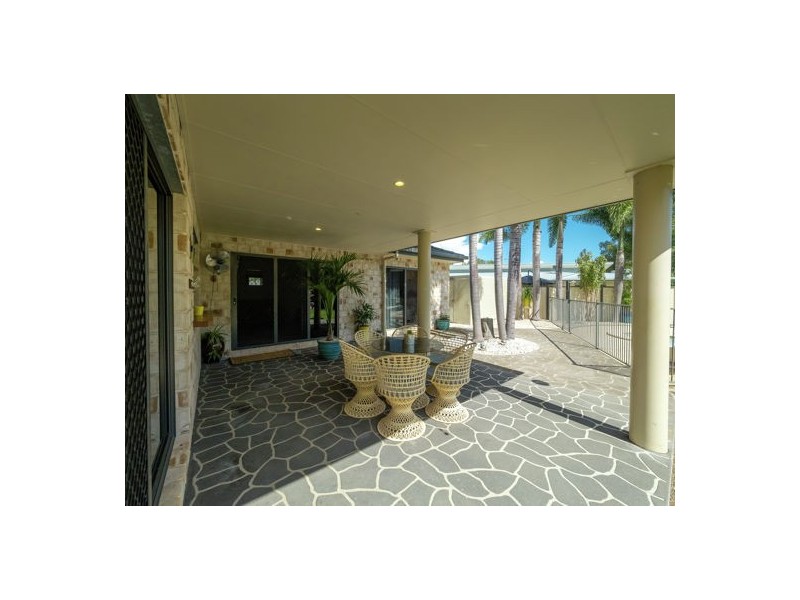 11 Castaway Court, Toogoom QLD 4655