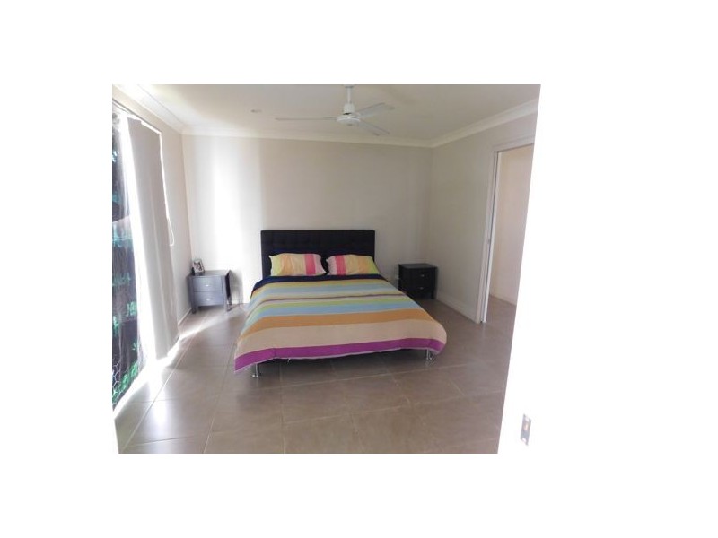 7 Aqua Court, Toogoom QLD 4655