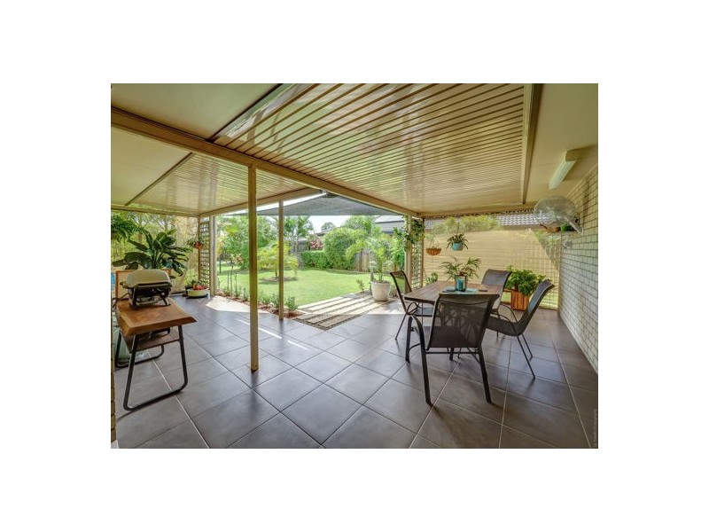 9 Seashore Way, Toogoom QLD 4655