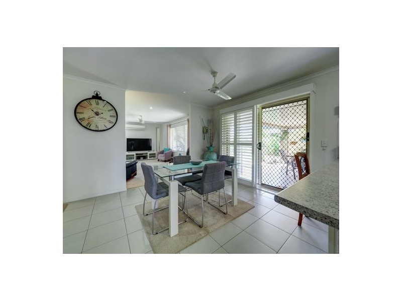 9 Seashore Way, Toogoom QLD 4655