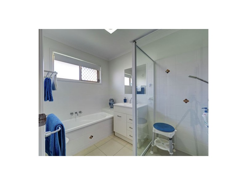 9 Seashore Way, Toogoom QLD 4655