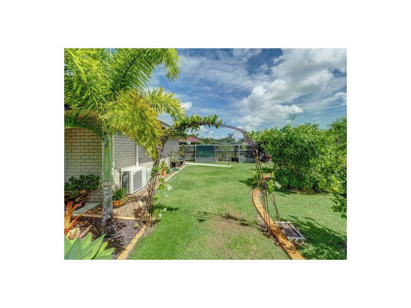 9 Seashore Way, Toogoom QLD 4655
