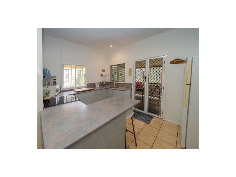 116 Esplanade, Toogoom QLD 4655
