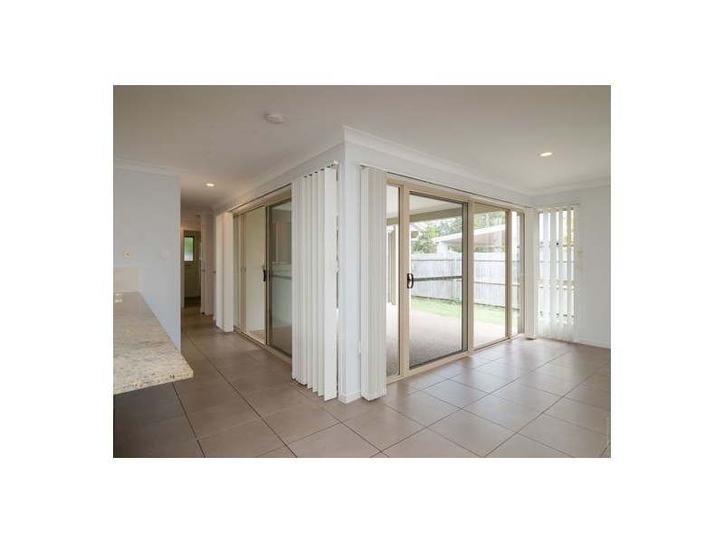 24 Wave Court, Toogoom QLD 4655