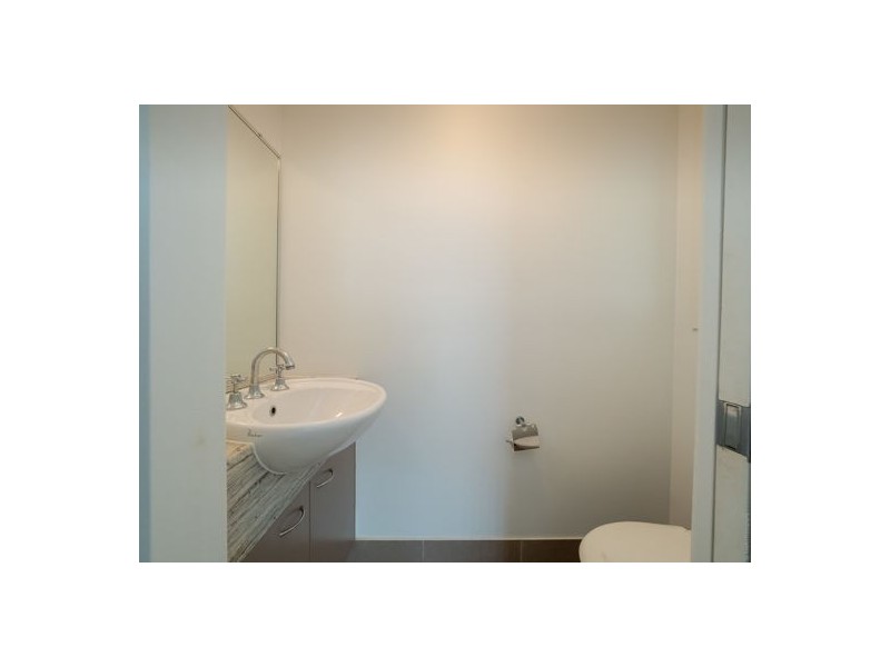 24 Wave Court, Toogoom QLD 4655