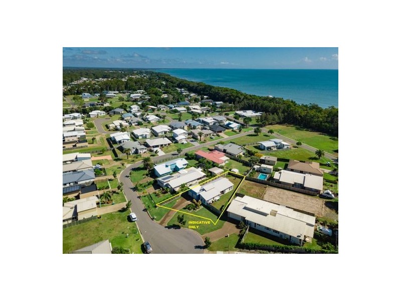 12 Oyster Court, Toogoom QLD 4655