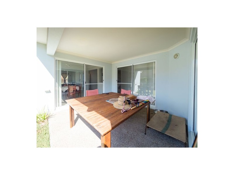 12 Oyster Court, Toogoom QLD 4655