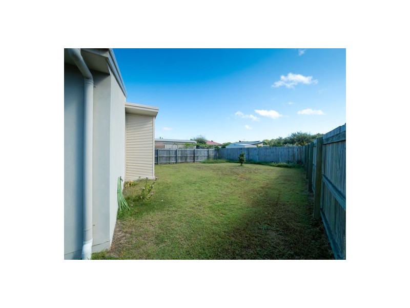 12 Oyster Court, Toogoom QLD 4655