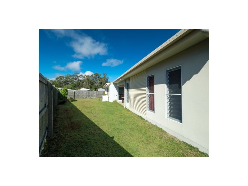 12 Oyster Court, Toogoom QLD 4655