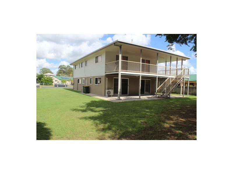 25 Desmond Drive, Toogoom QLD 4655