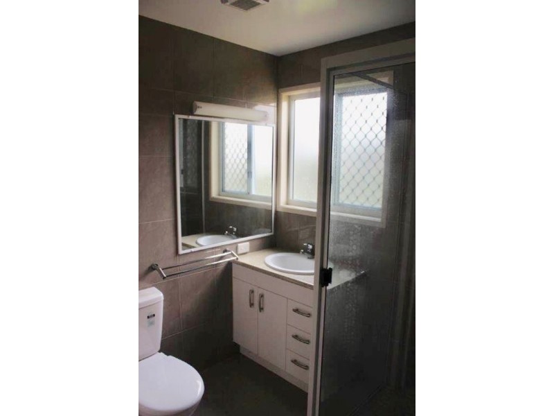 25 Desmond Drive, Toogoom QLD 4655