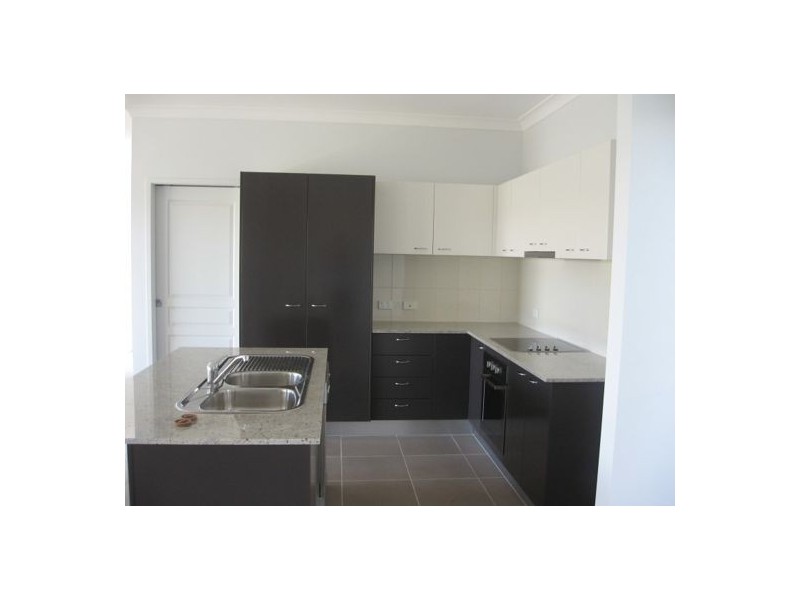 11 Seaway Parade, Toogoom QLD 4655