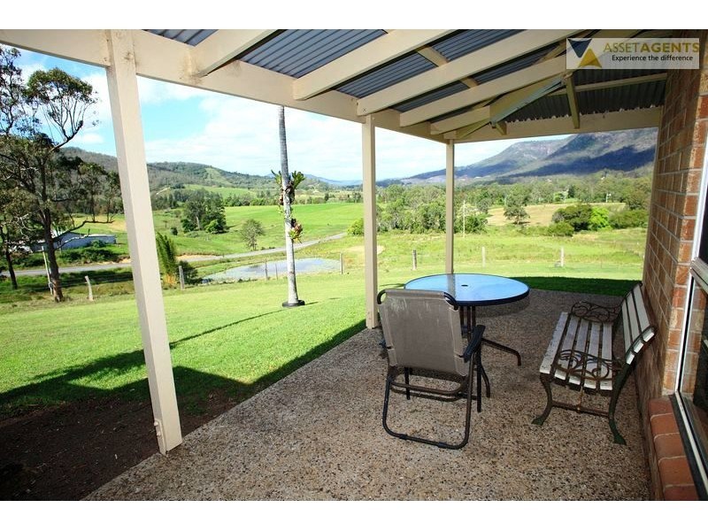 402 Moy Pocket Rd, Moy Pocket QLD 4574