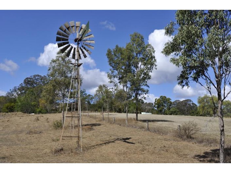 143 Old Esk North Road, Nanango QLD 4615