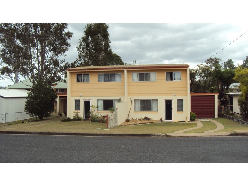 31 Neil Street, Southside QLD 4570