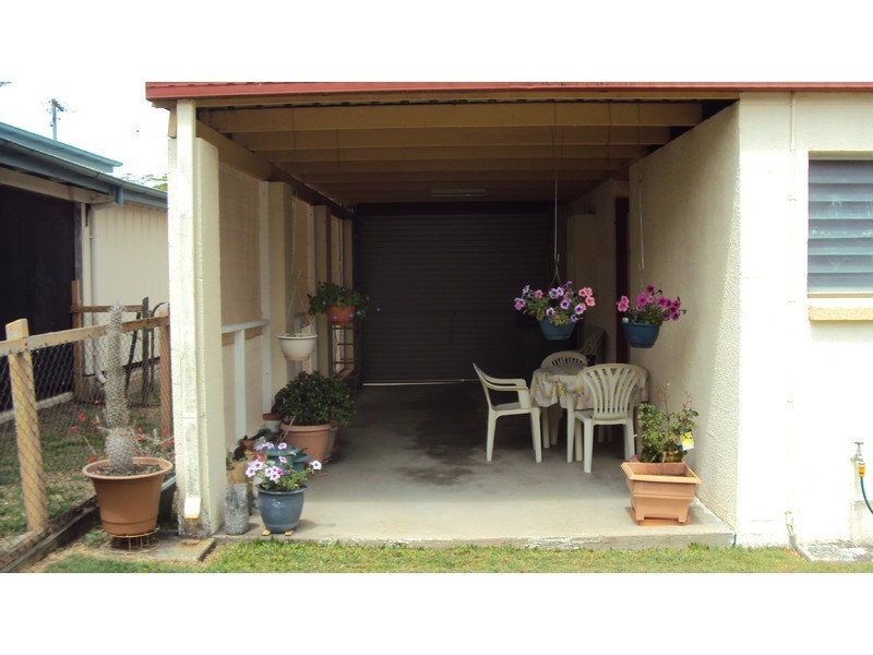 31 Neil Street, Southside QLD 4570