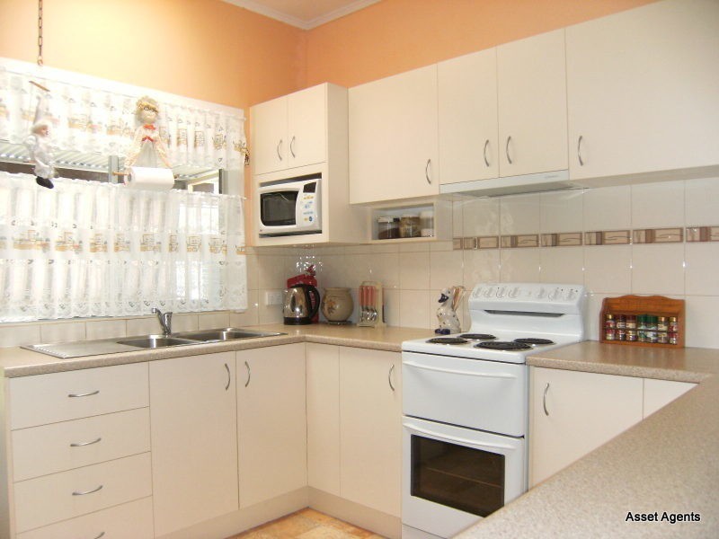 280 Parsons Road, Nanango QLD 4615