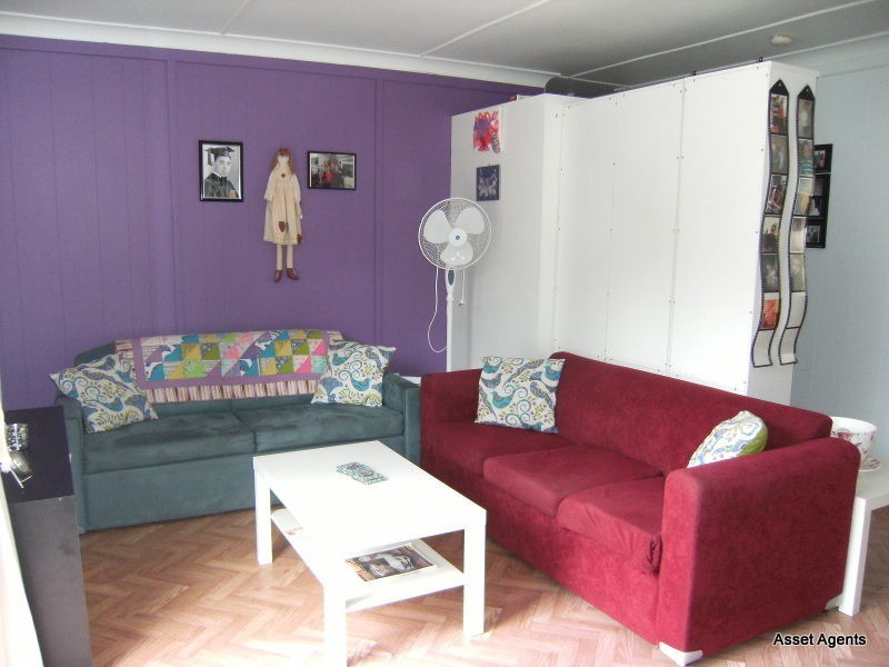 123 George Street, Nanango QLD 4615