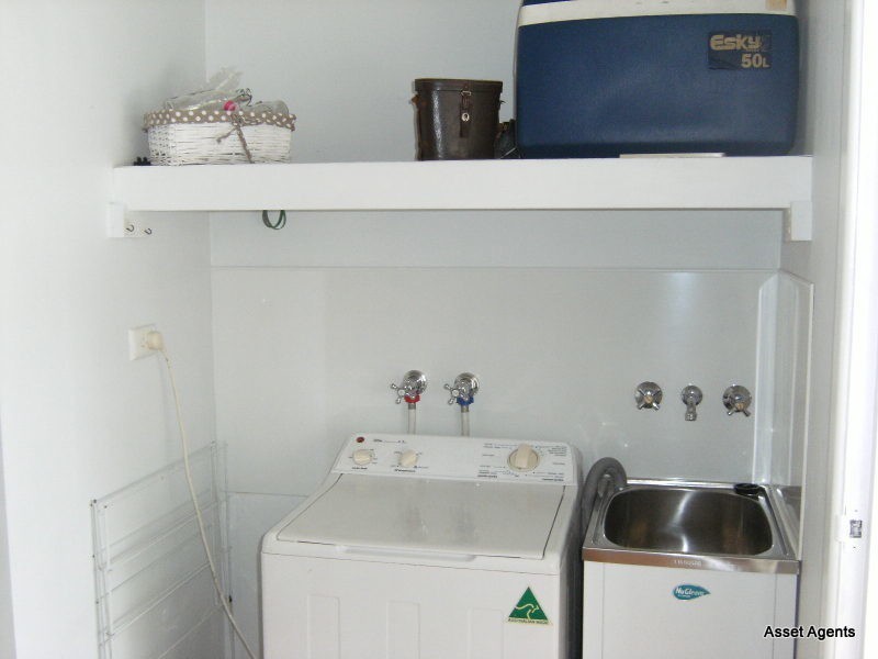 123 George Street, Nanango QLD 4615