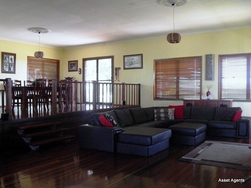 62 Muir Drive, Nanango QLD 4615