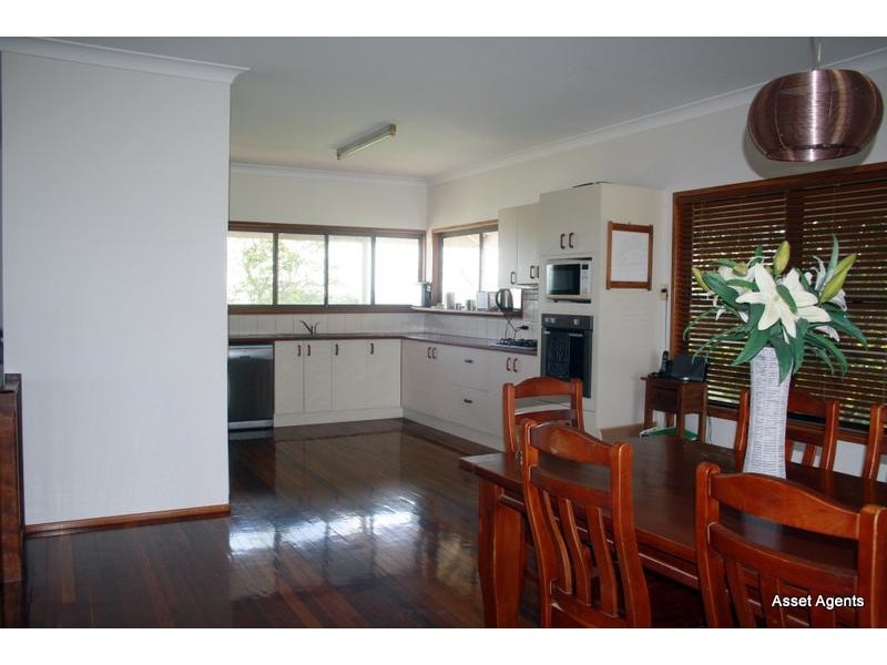 62 Muir Drive, Nanango QLD 4615