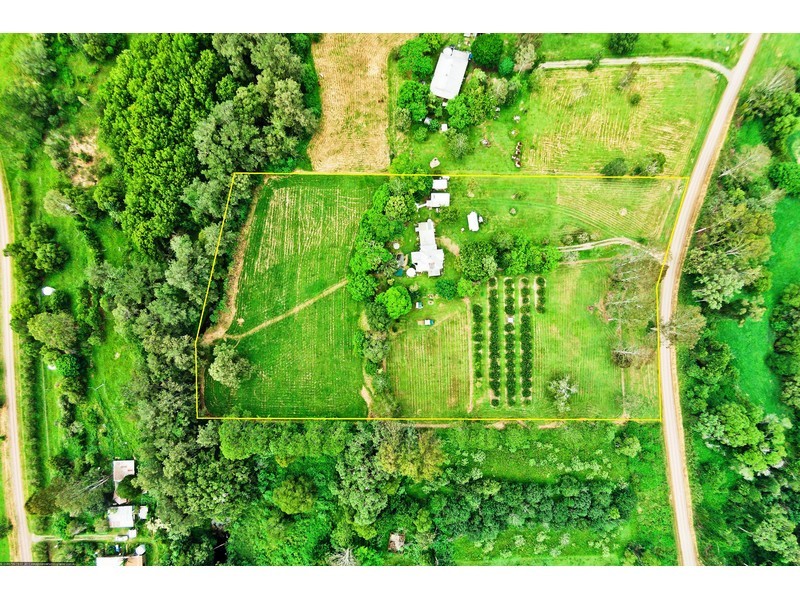 245 Coonoongibber Creek Road, Brooloo QLD 4570