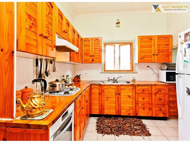 245 Coonoongibber Creek Road, Brooloo QLD 4570