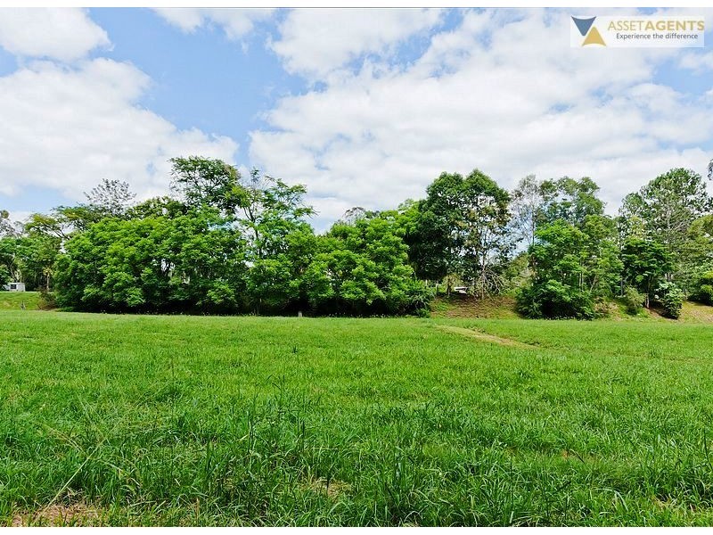 245 Coonoongibber Creek Road, Brooloo QLD 4570