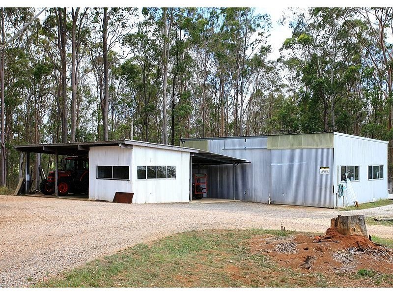 751 Teddington Rd, Teddington QLD 4650