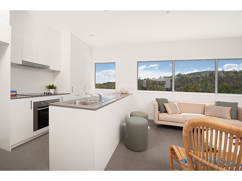 49/42 Boardwalk Boulevard, Mount Coolum QLD 4573