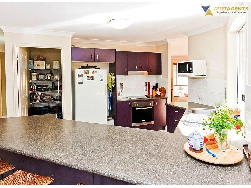 8 Bluff Road, Kenilworth QLD 4574