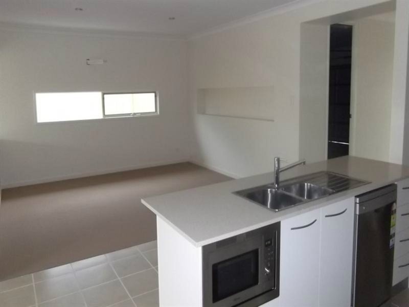 33 Glen Abby Avenue, Peregian Springs QLD 4573