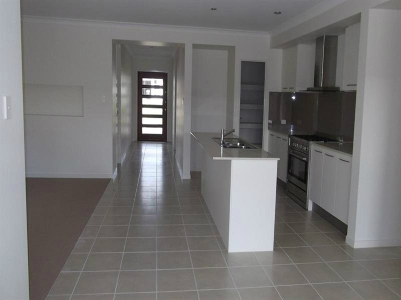 33 Glen Abby Avenue, Peregian Springs QLD 4573