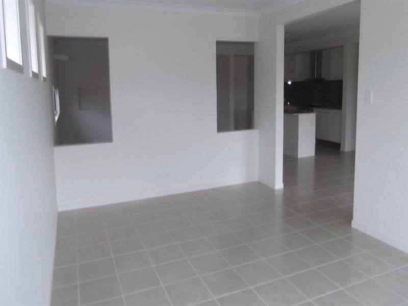 33 Glen Abby Avenue, Peregian Springs QLD 4573