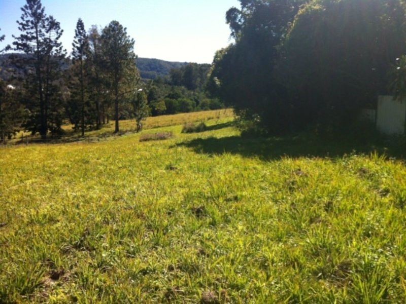 26 Queen St, Cooran QLD 4569