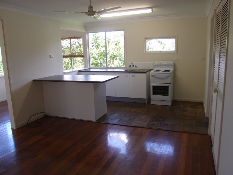17 Margaret, Kenilworth QLD 4574