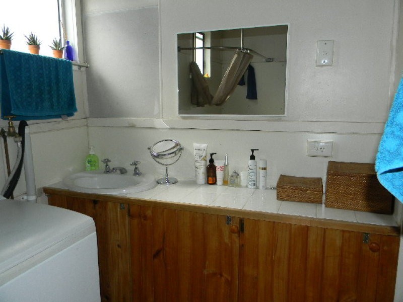 17 Elizabeth, Kenilworth QLD 4574