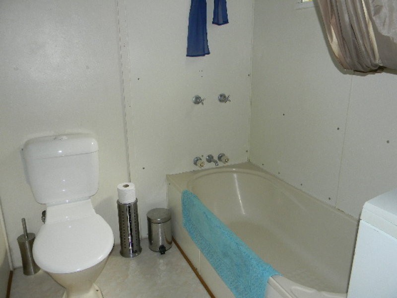 17 Elizabeth, Kenilworth QLD 4574