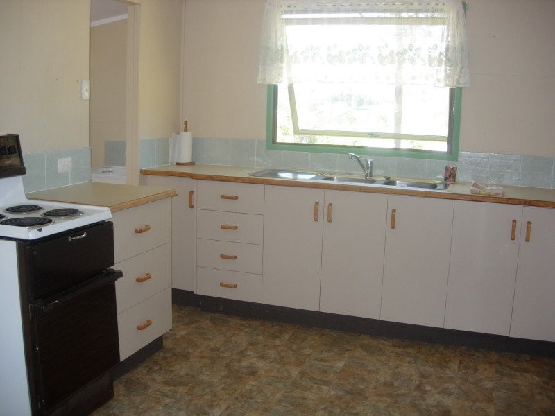 19 George, Brooloo QLD 4570