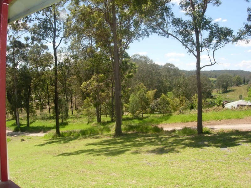 19 George, Brooloo QLD 4570