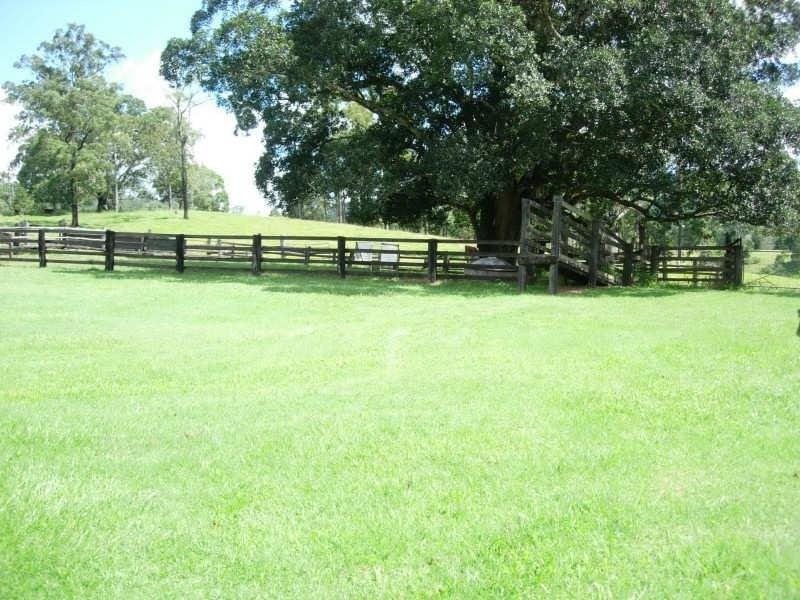 209 Booloumba Creek Road, Cambroon QLD 4552