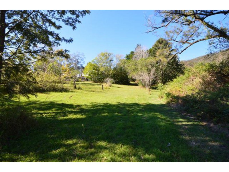 162 Booloumba Creek Road, Cambroon QLD 4552