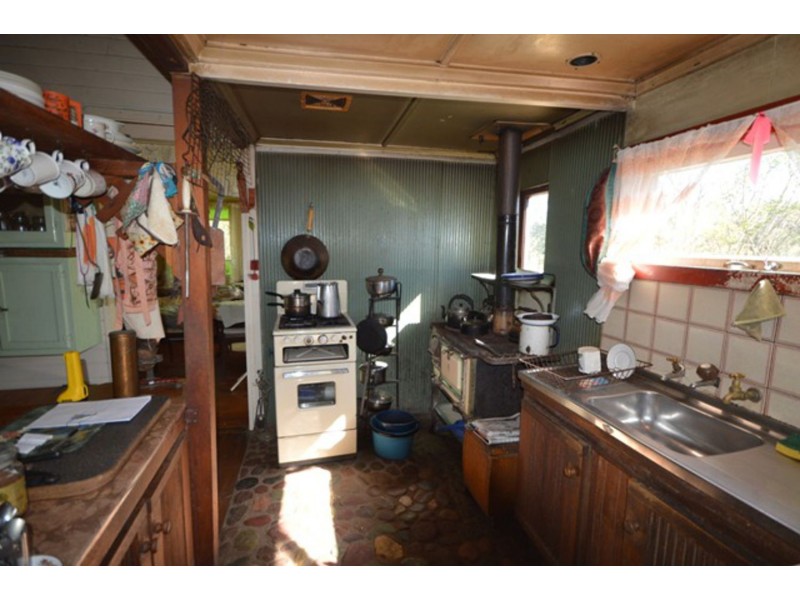 162 Booloumba Creek Road, Cambroon QLD 4552