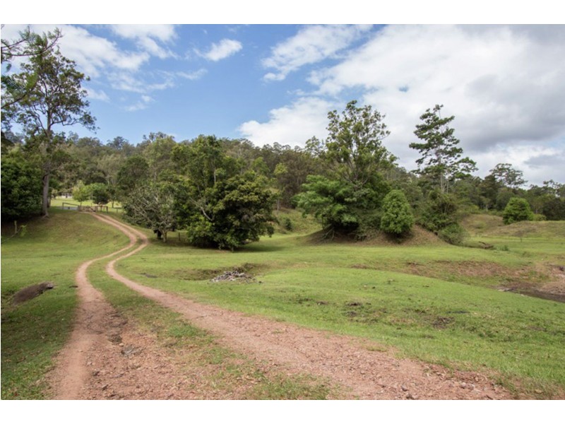81 Tamlyn Road, Kenilworth QLD 4574