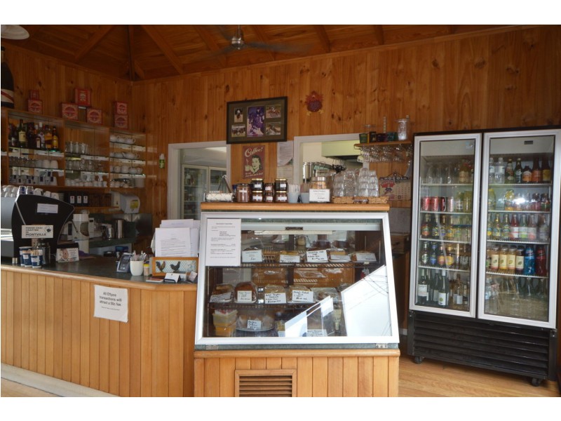 Nanna McGinns 11 Elizabeth Street, Kenilworth QLD 4574