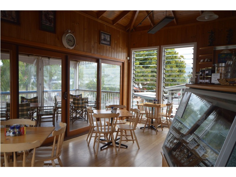 Nanna McGinns 11 Elizabeth Street, Kenilworth QLD 4574