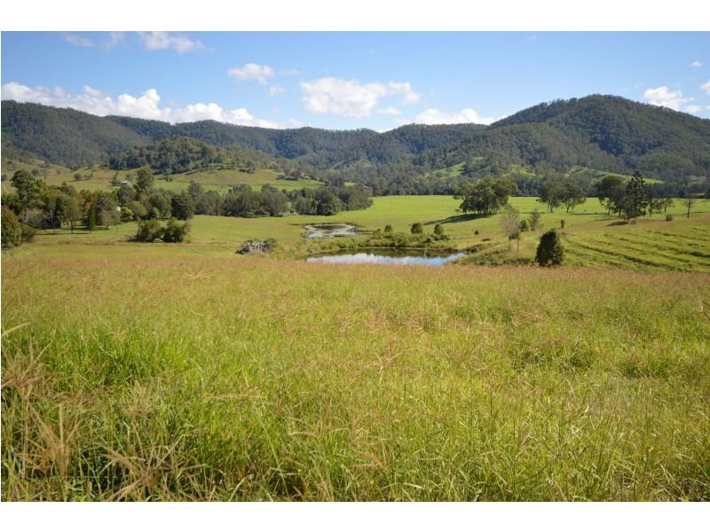 Cambroon QLD 4552
