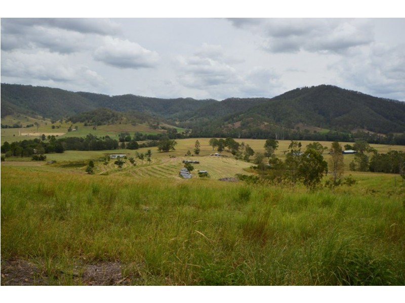 Cambroon QLD 4552