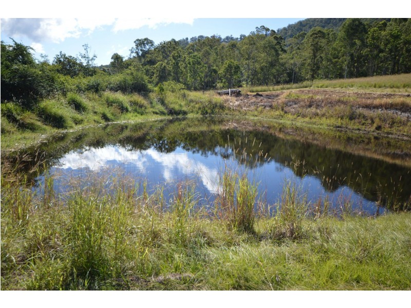 Cambroon QLD 4552